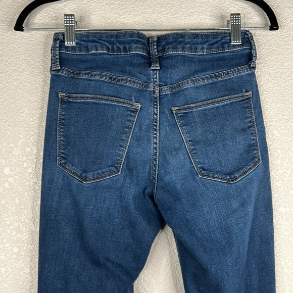 Universal Thread Medium Wash High Rise Skinny Jeans Size 25 - Picture 5 of 9